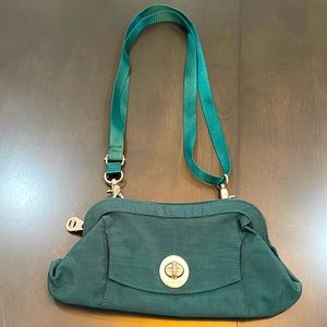 Beautiful green Baggellini